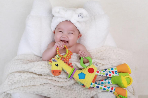 宁津宝宝的口欲期